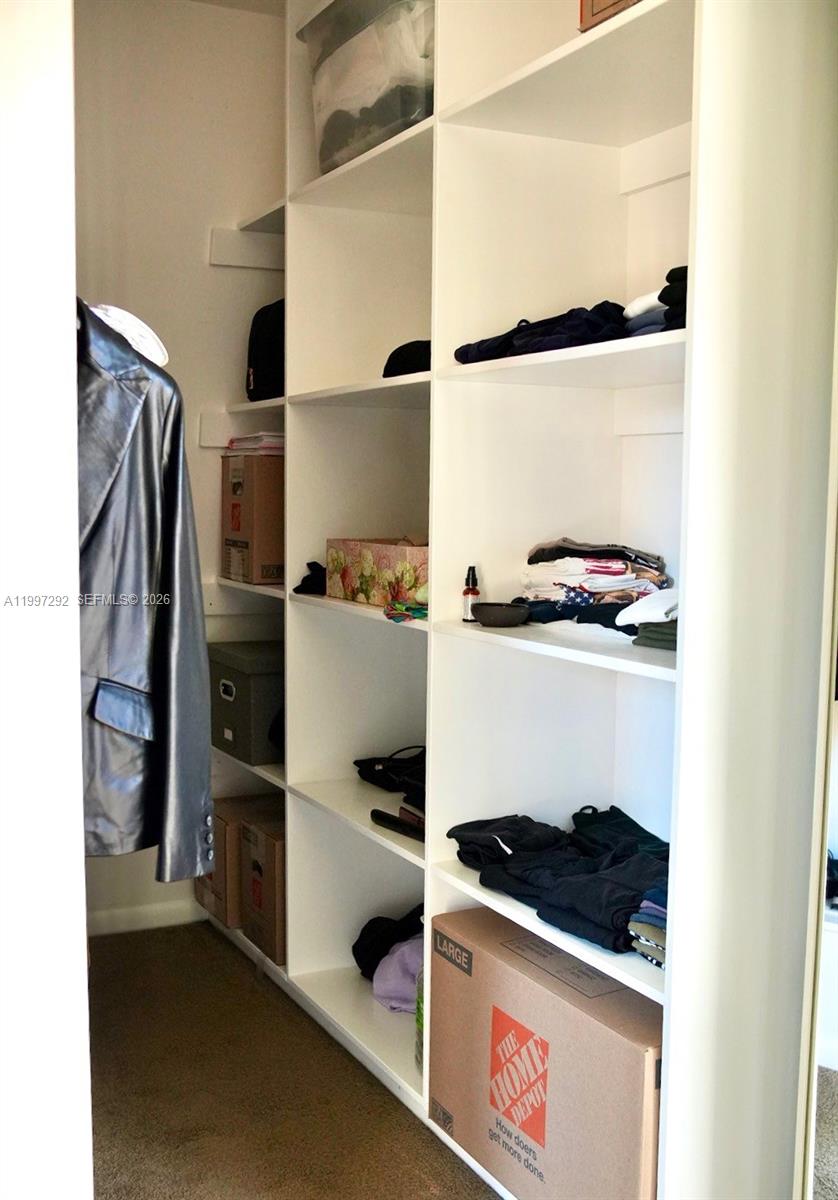 LAGO LUCERNE - Residential