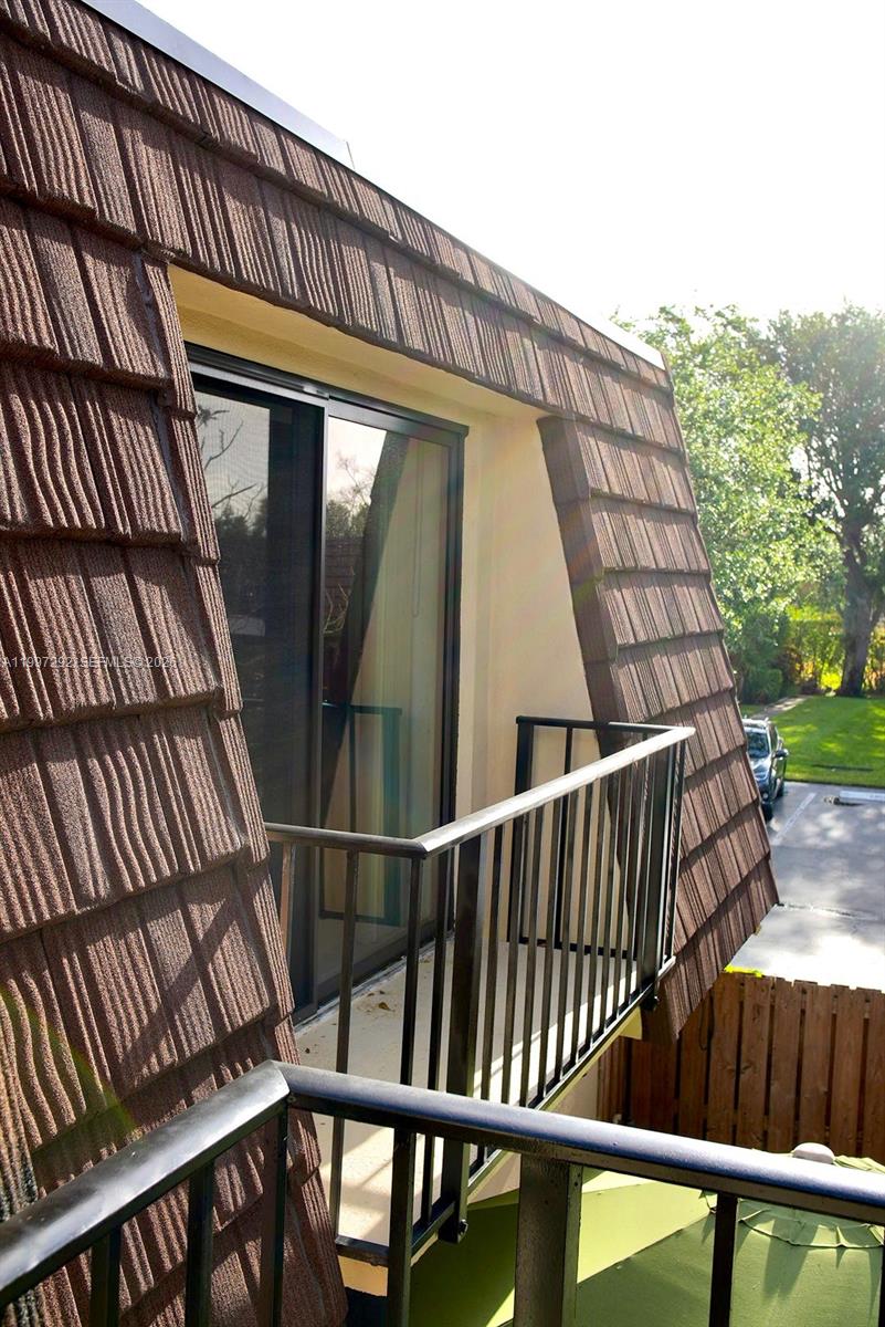 LAGO LUCERNE - Residential