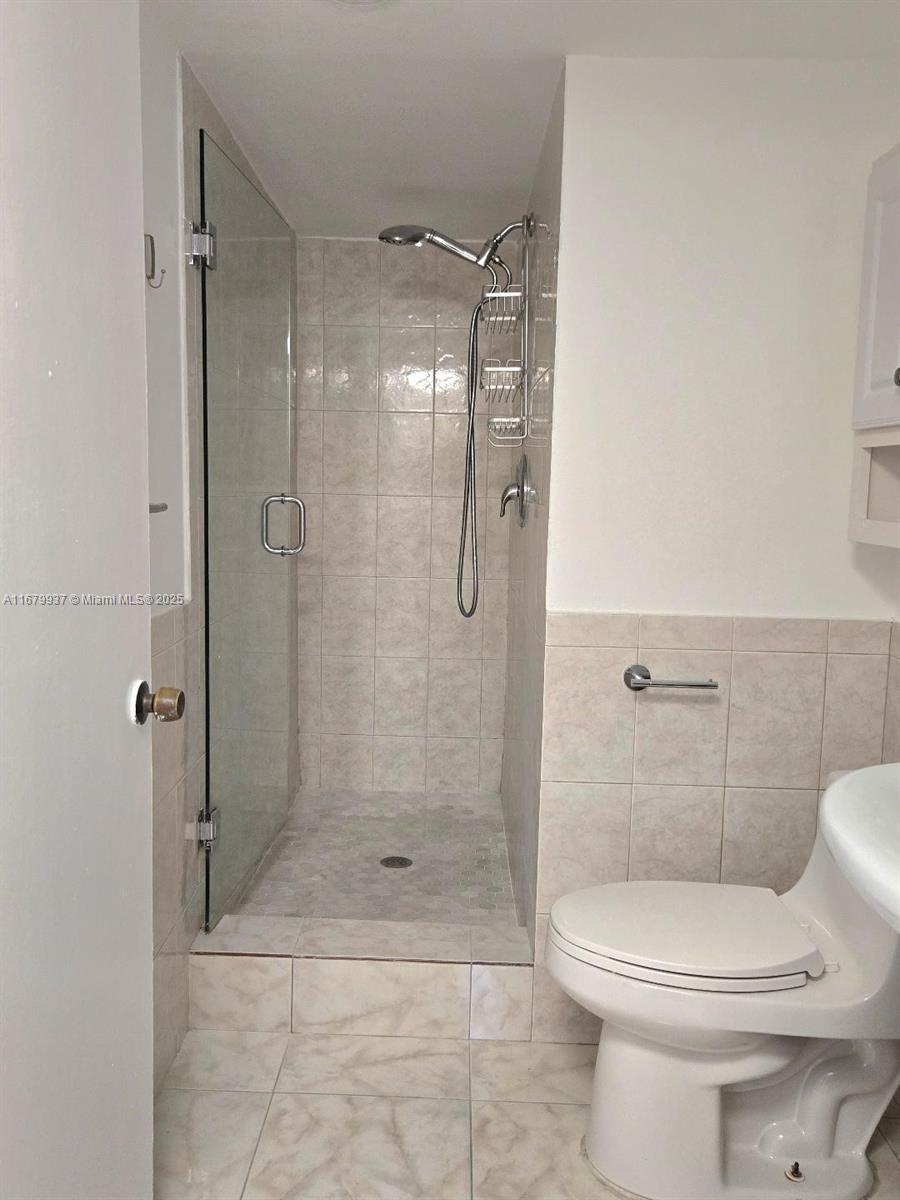 ISLE OF SANDALFOOT CONDO - Residential