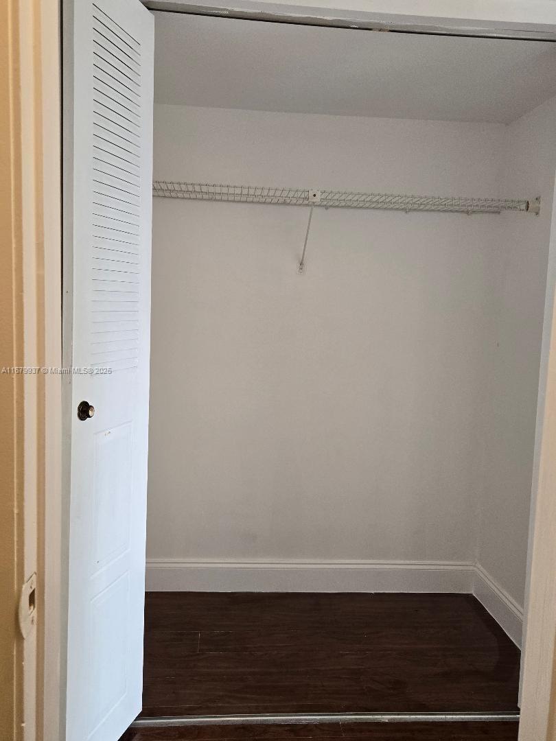 ISLE OF SANDALFOOT CONDO - Residential