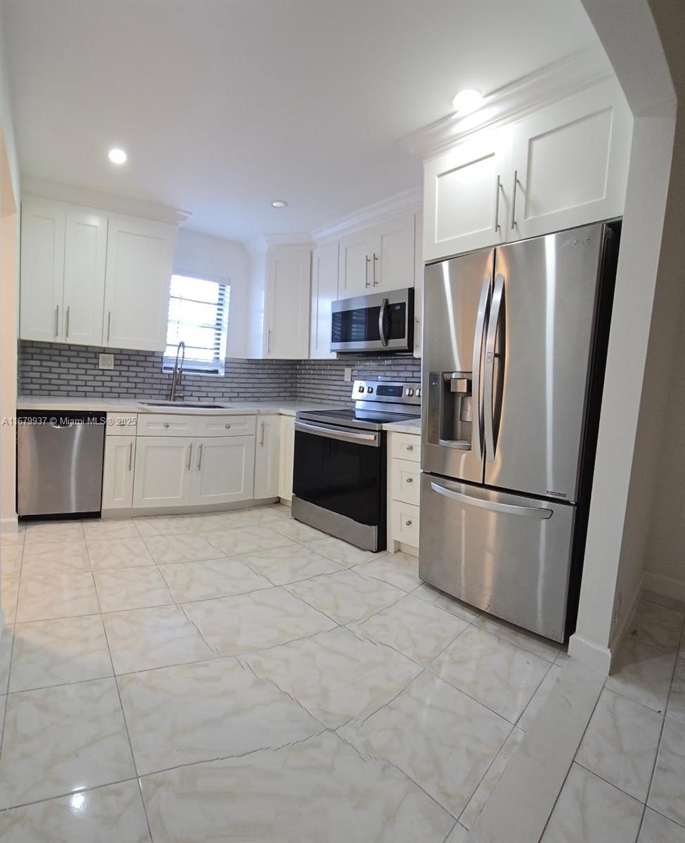 ISLE OF SANDALFOOT CONDO - Residential