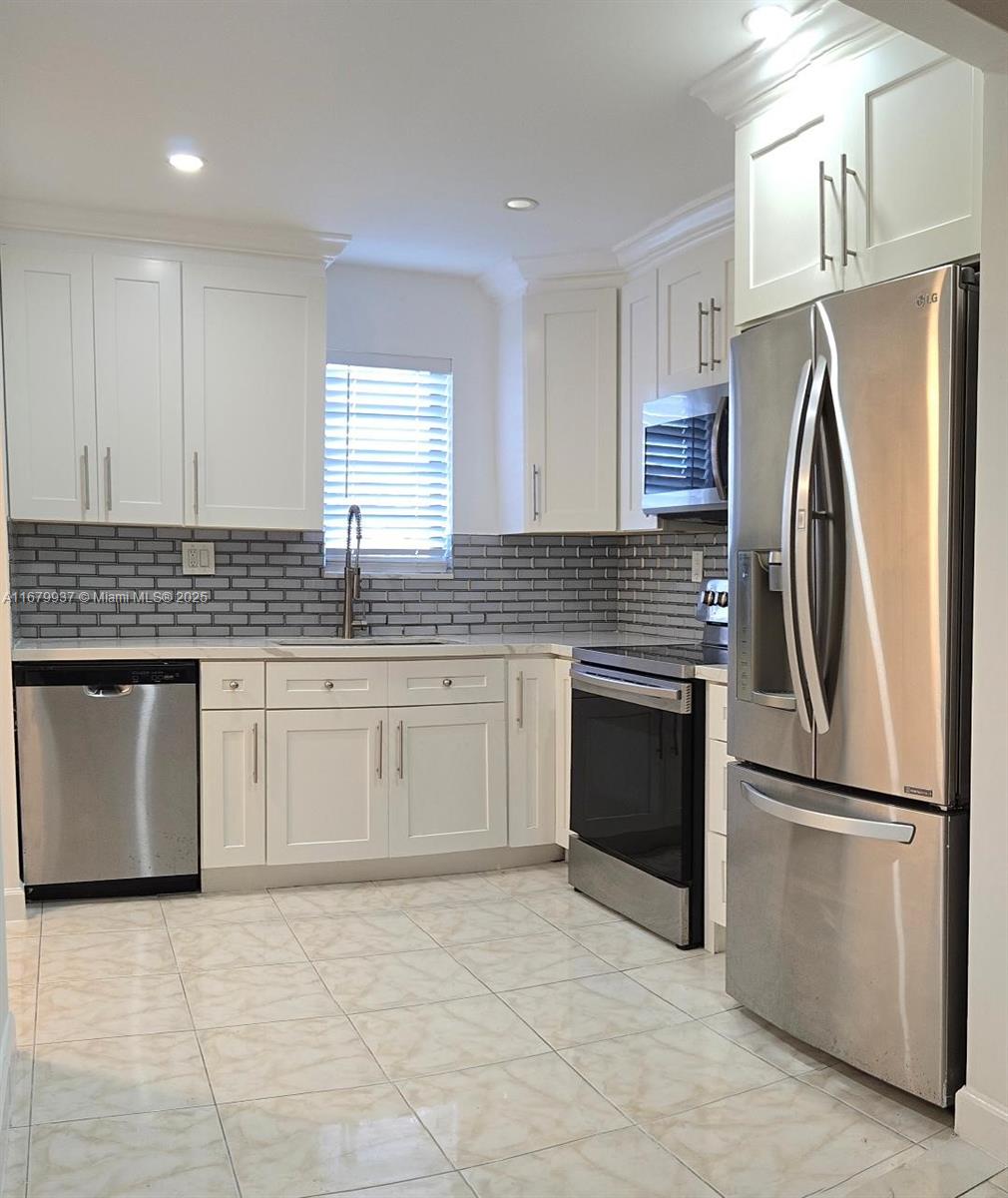 ISLE OF SANDALFOOT CONDO - Residential
