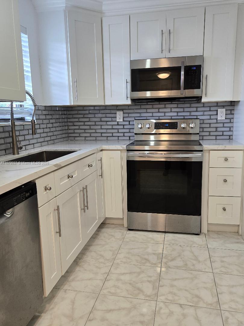 ISLE OF SANDALFOOT CONDO - Residential