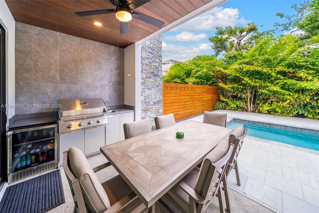 Photo of 325 SW 16th St #A, Fort Lauderdale, FL 33315 (MLS # A11962097)