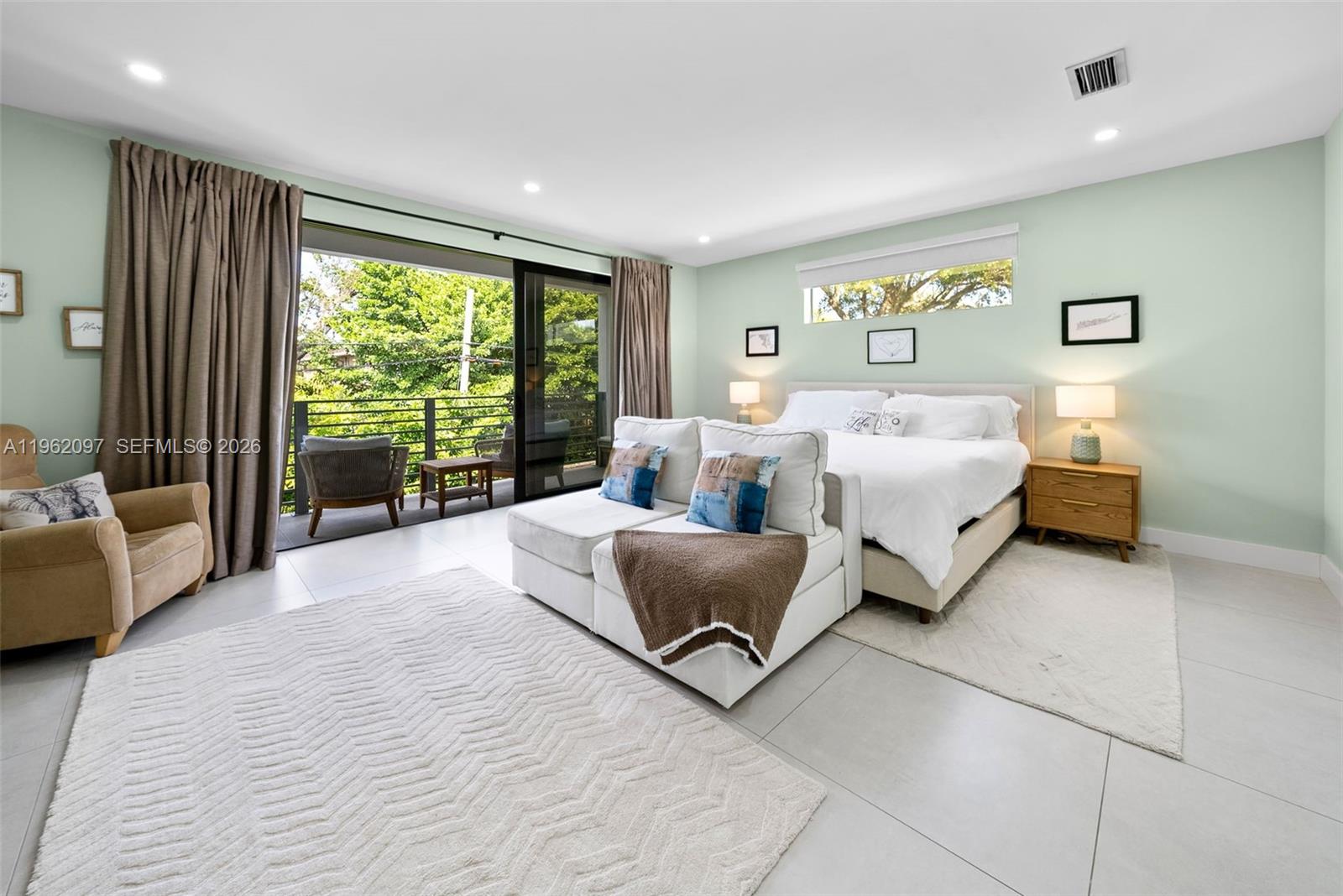 LAUDERDALE - Residential