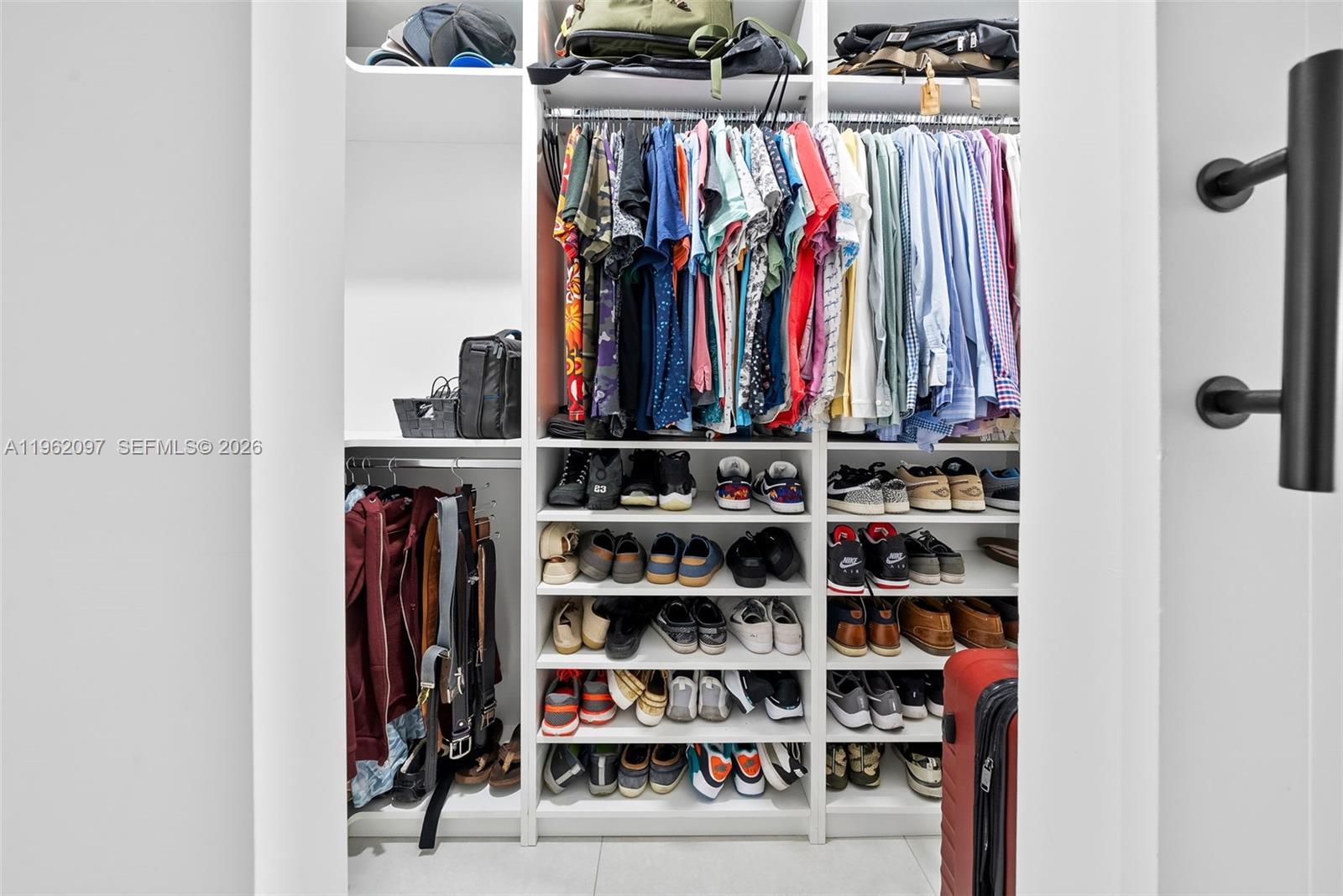 LAUDERDALE - Residential