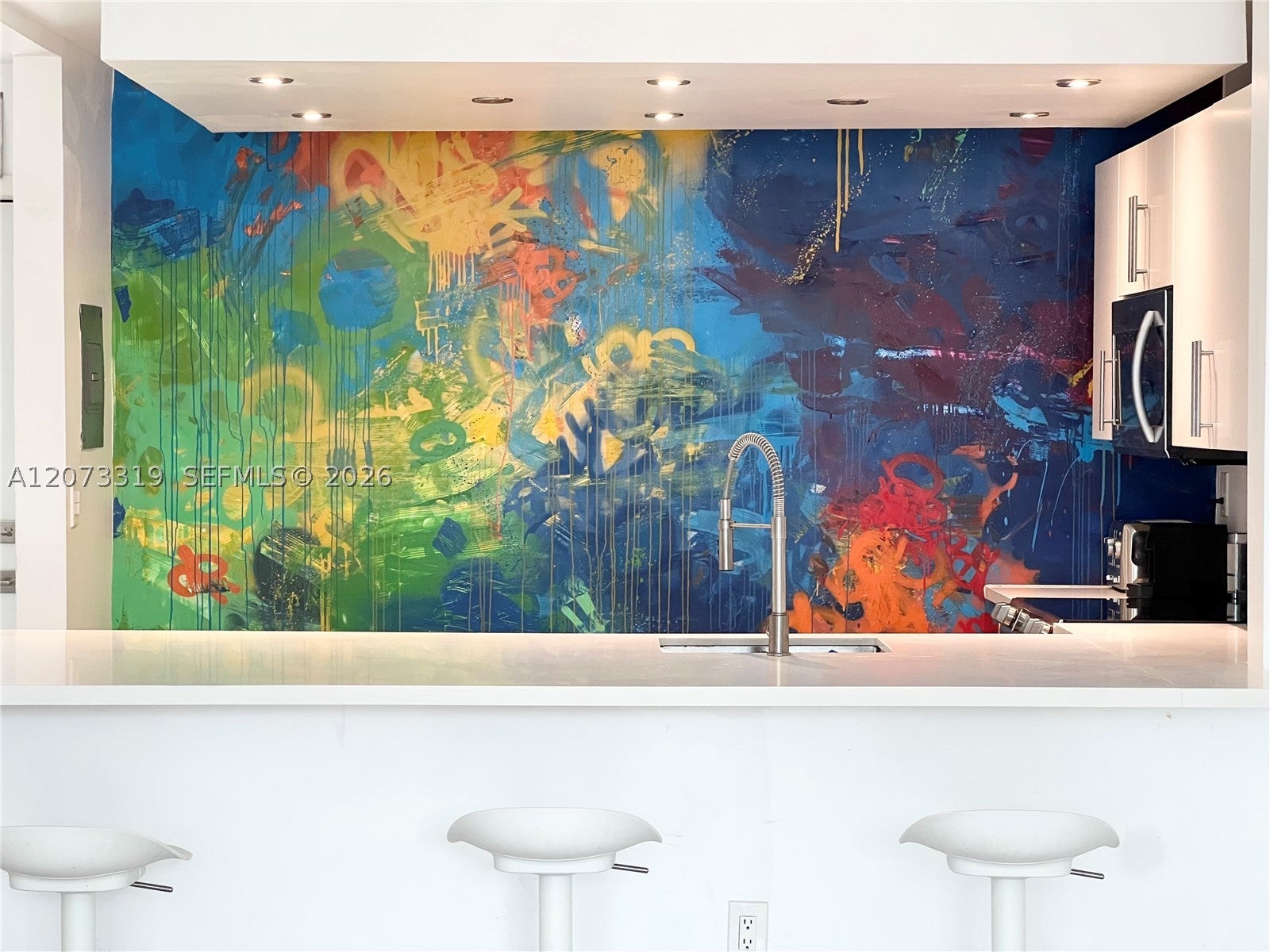 1666 West Ave 307