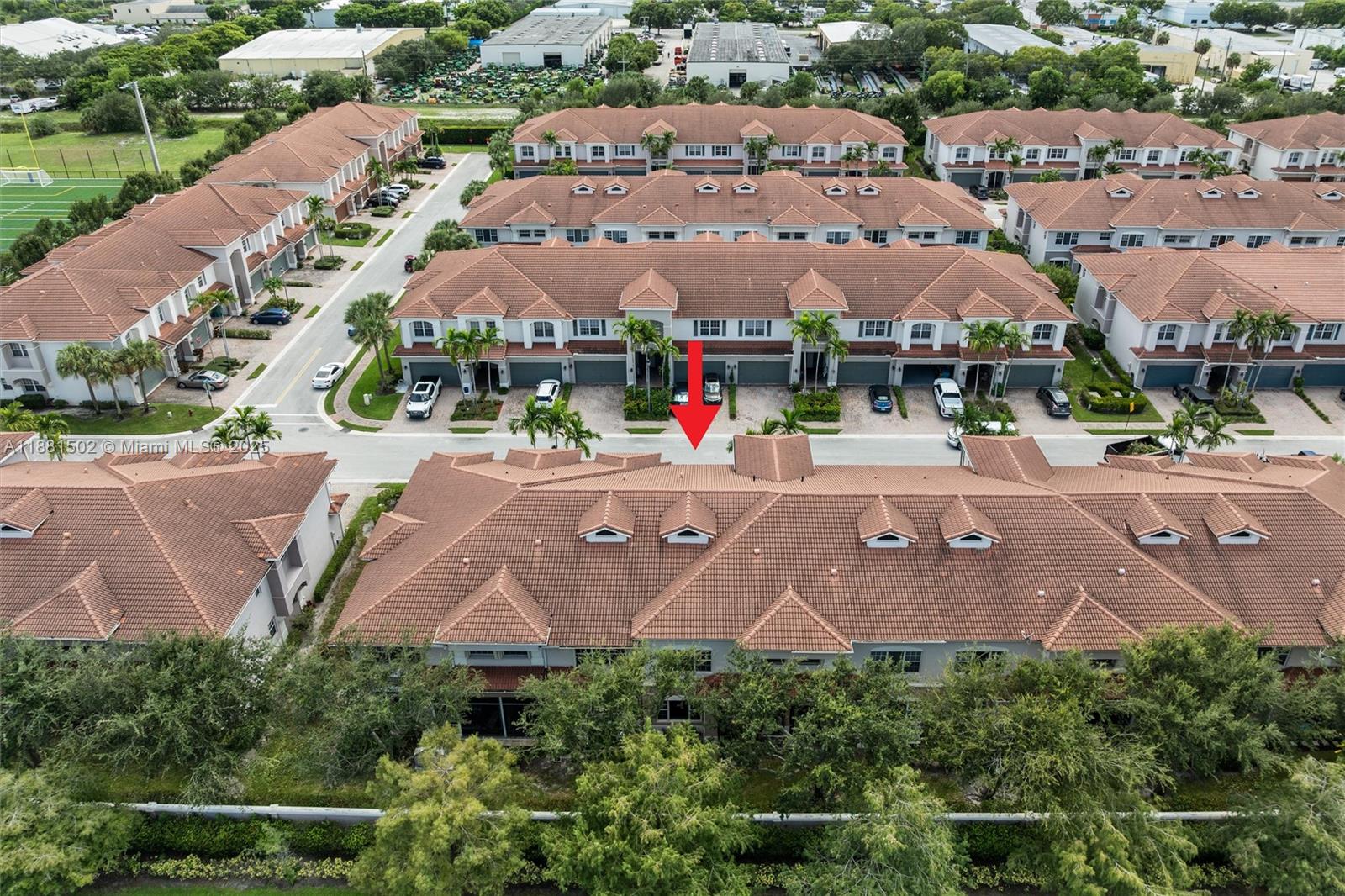 CARRIAGE POINTE TOWNHOMES - Residential