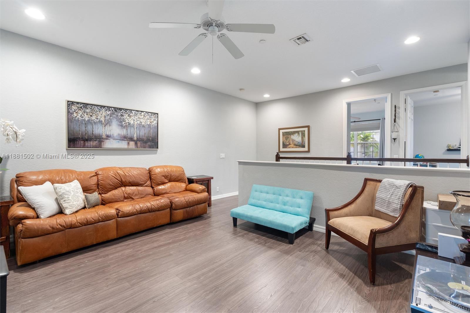 CARRIAGE POINTE TOWNHOMES - Residential