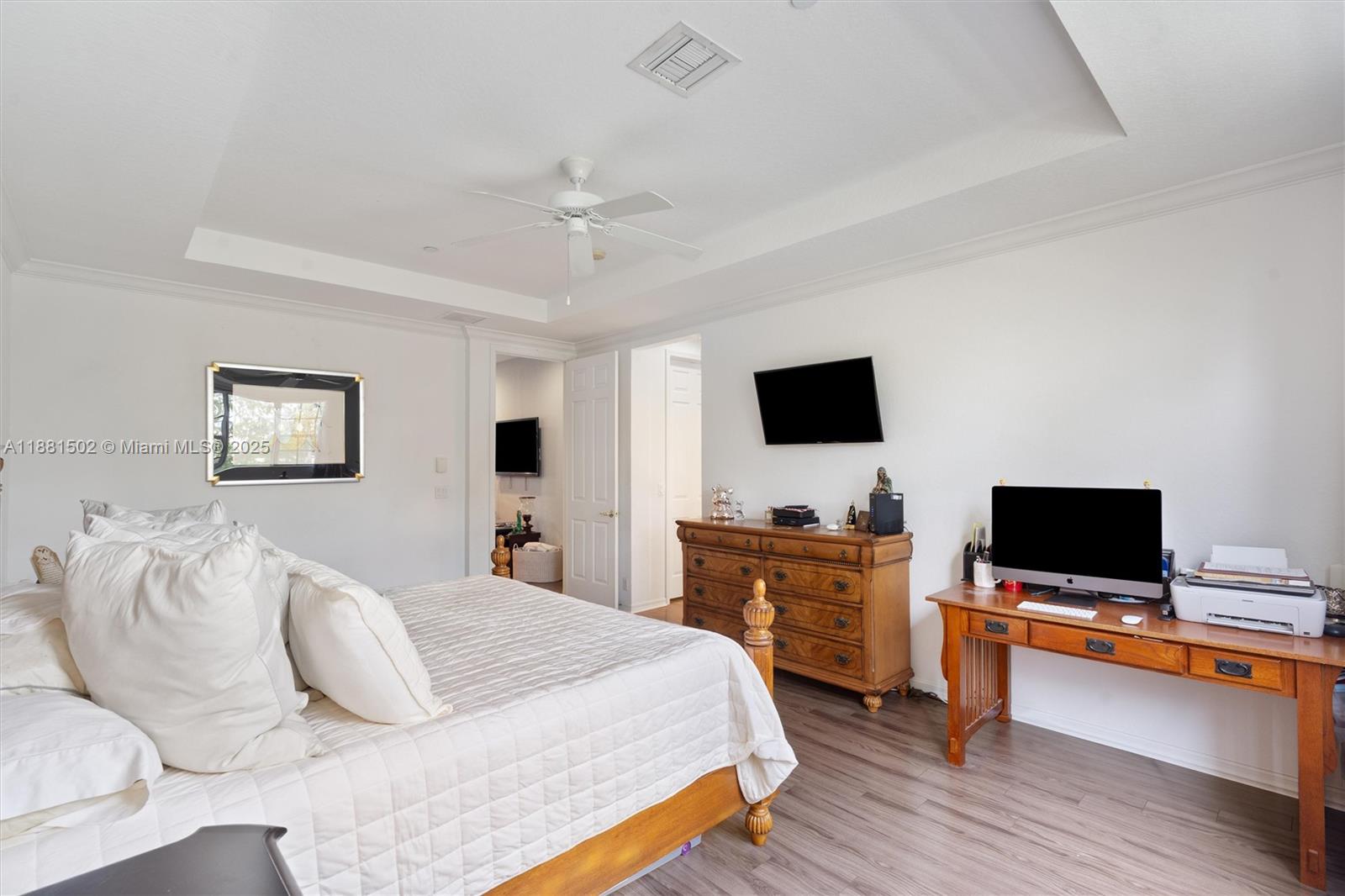 CARRIAGE POINTE TOWNHOMES - Residential