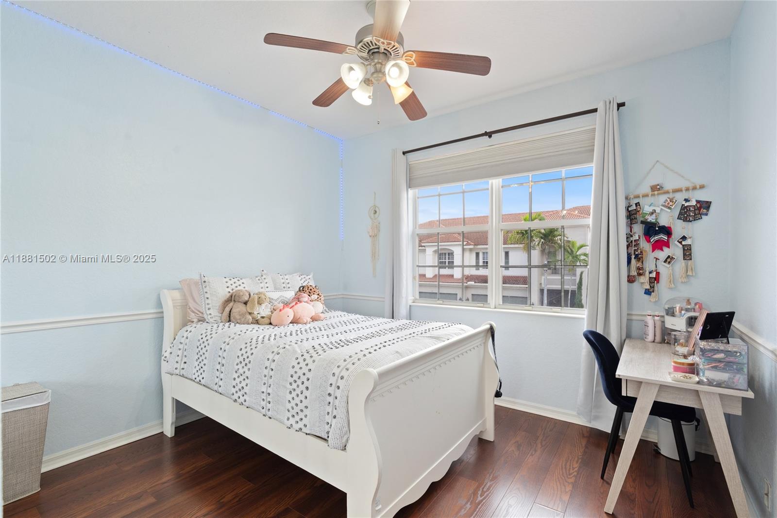 CARRIAGE POINTE TOWNHOMES - Residential