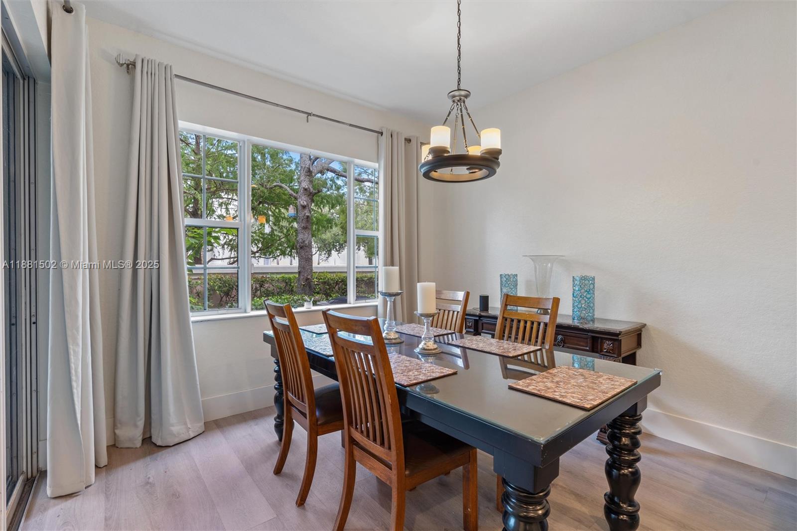 CARRIAGE POINTE TOWNHOMES - Residential