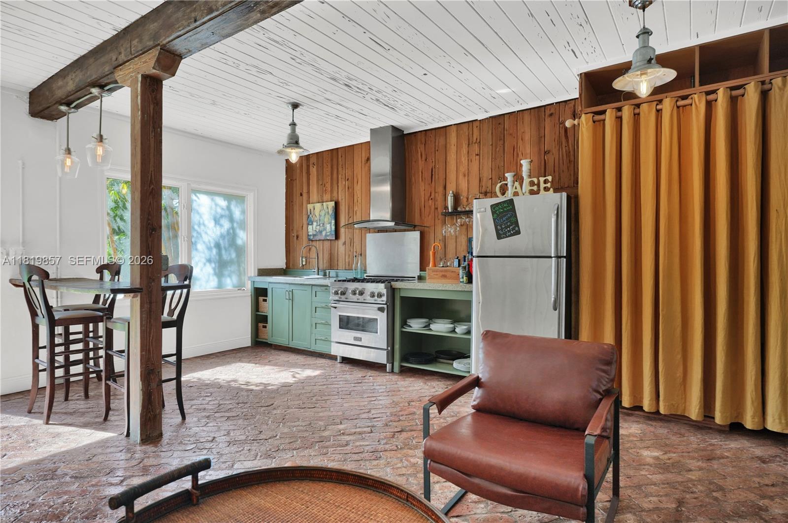 AMD PLAT OF SUNSET LAKE S - Residential