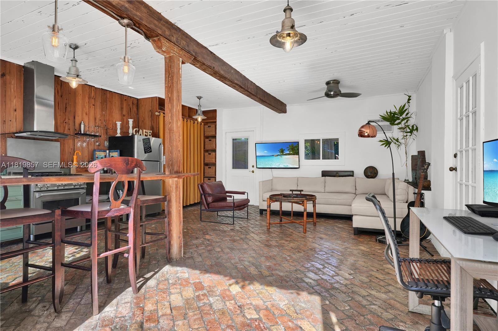 AMD PLAT OF SUNSET LAKE S - Residential