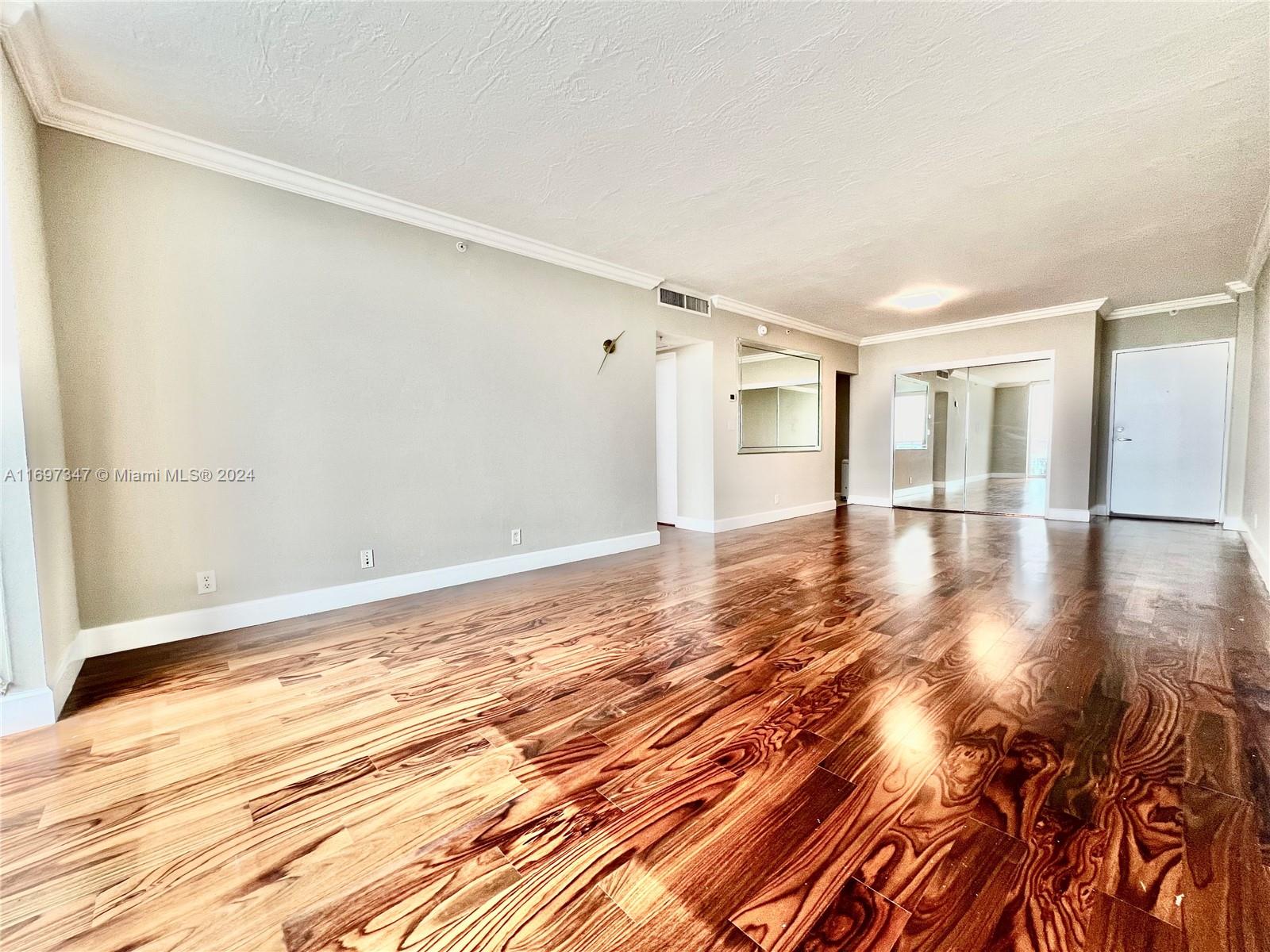 3000 S Ocean Dr 1012