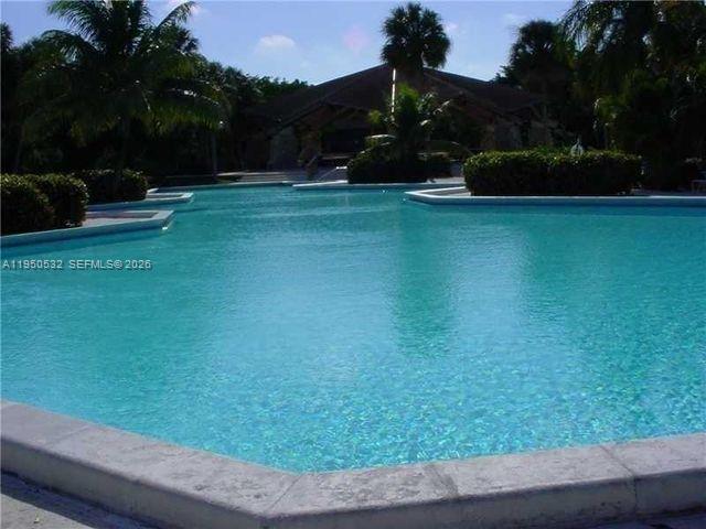 SNAPPER VILLAGE - Residential