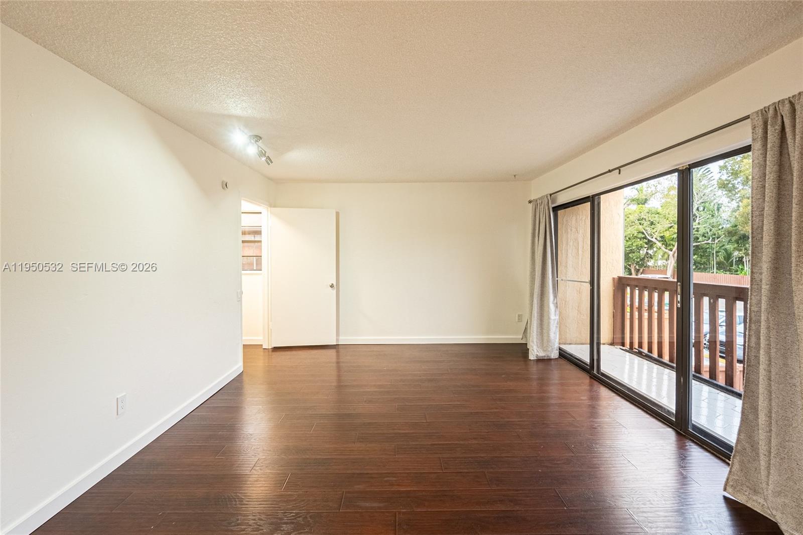 SNAPPER VILLAGE - Residential