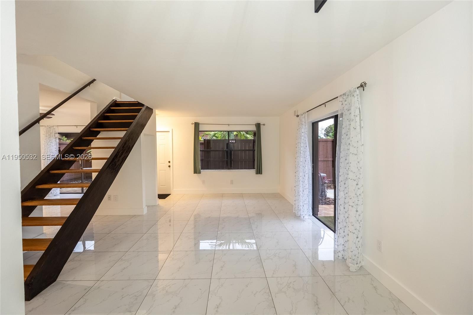 SNAPPER VILLAGE - Residential