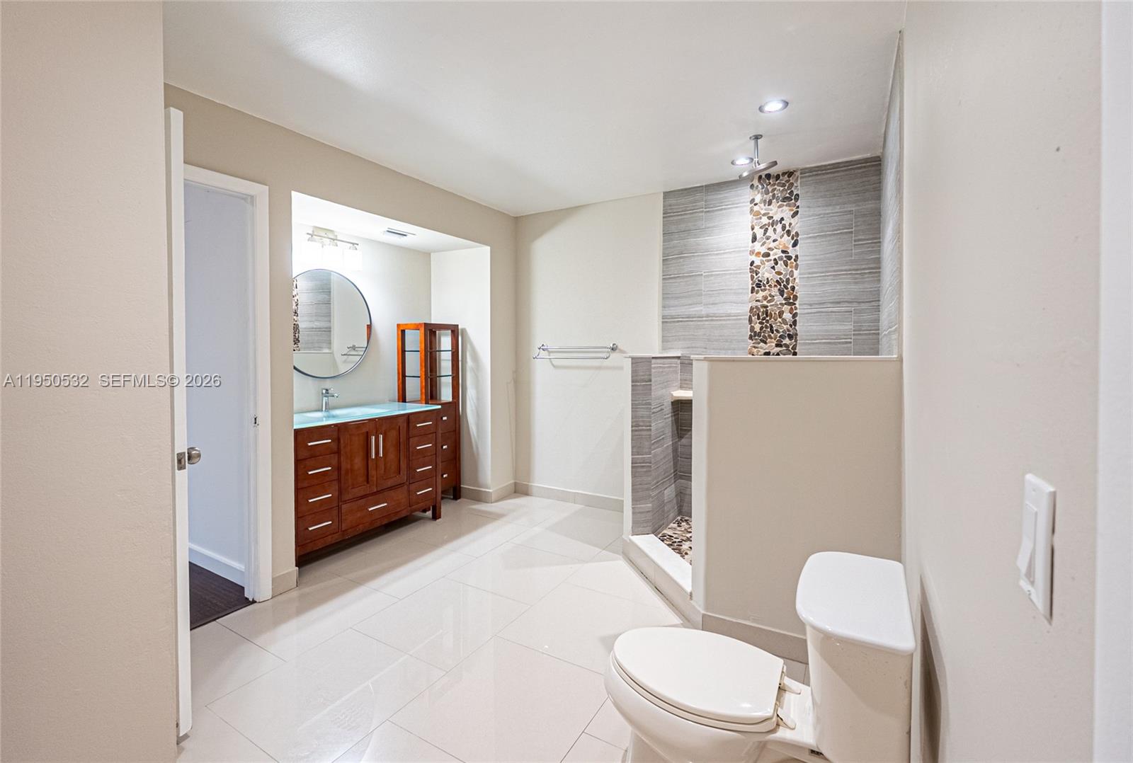 SNAPPER VILLAGE - Residential