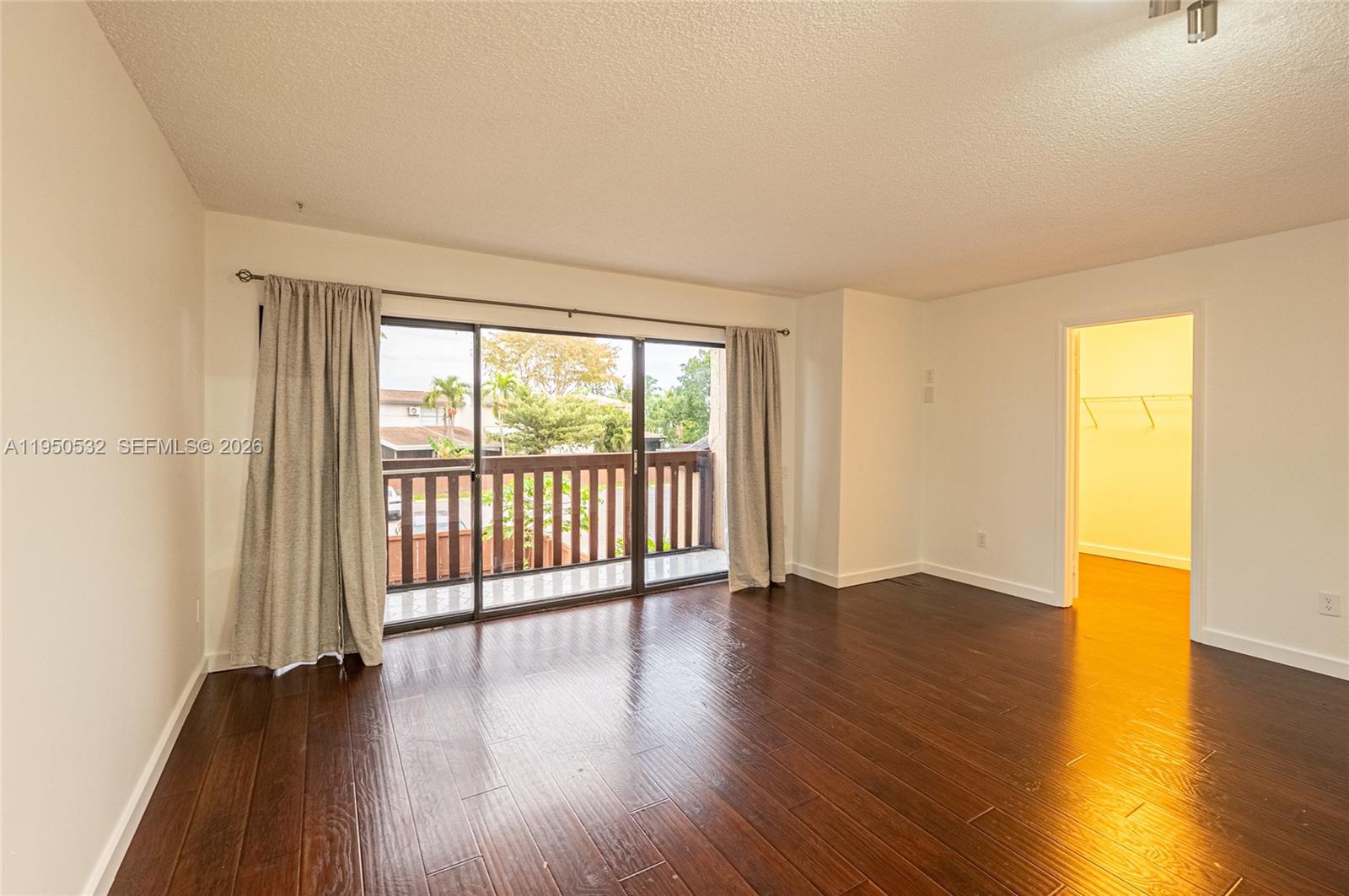 SNAPPER VILLAGE - Residential