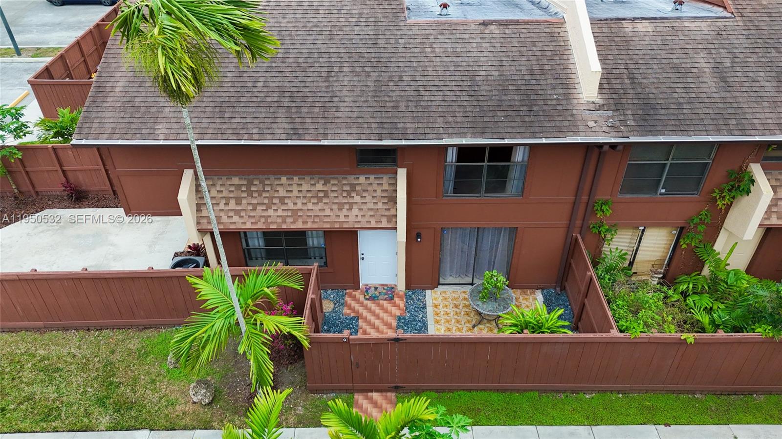 SNAPPER VILLAGE - Residential