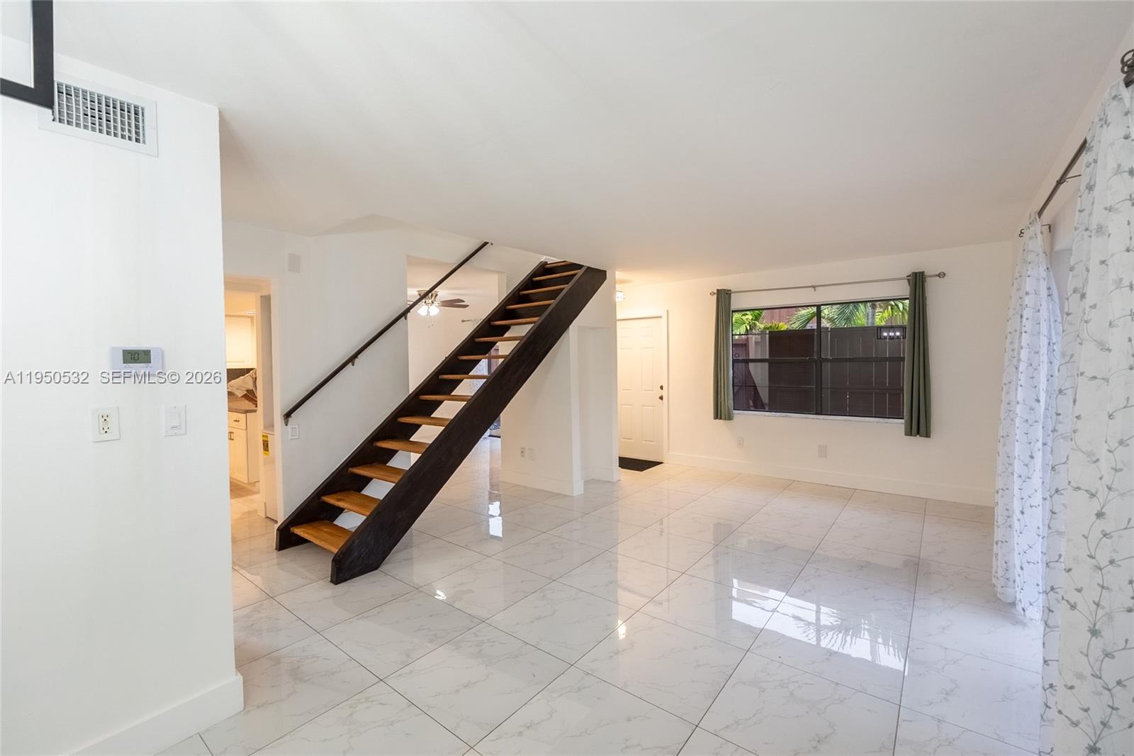 SNAPPER VILLAGE - Residential