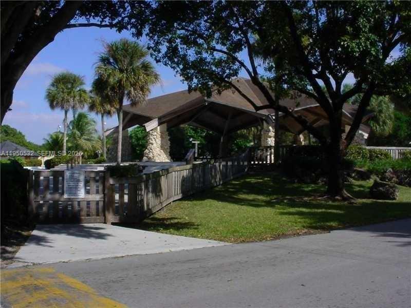 SNAPPER VILLAGE - Residential