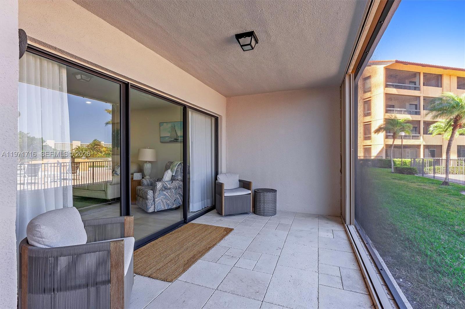 MARINA BAY CONDO - Residential