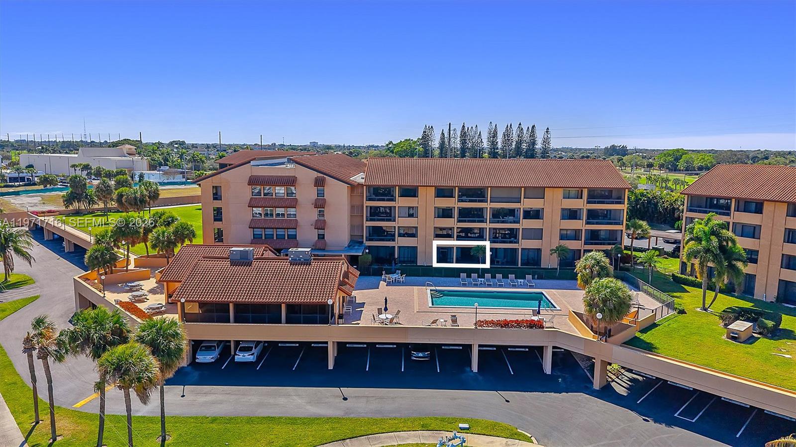 MARINA BAY CONDO - Residential