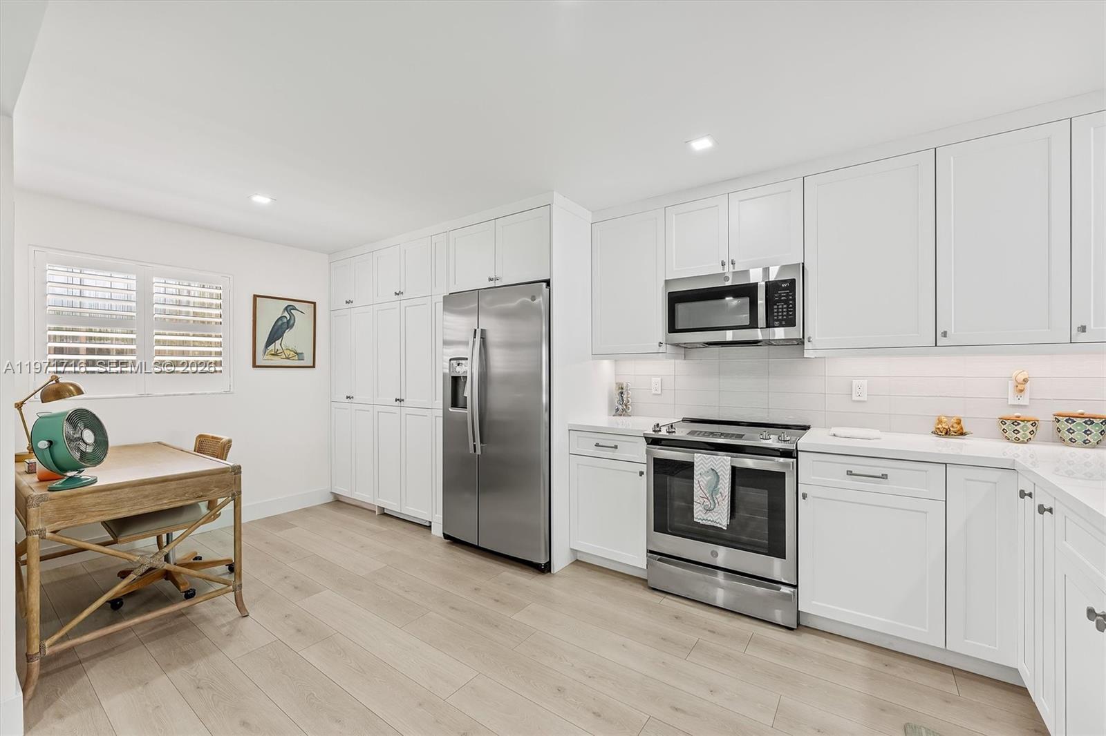 1030 Us Highway 1 112