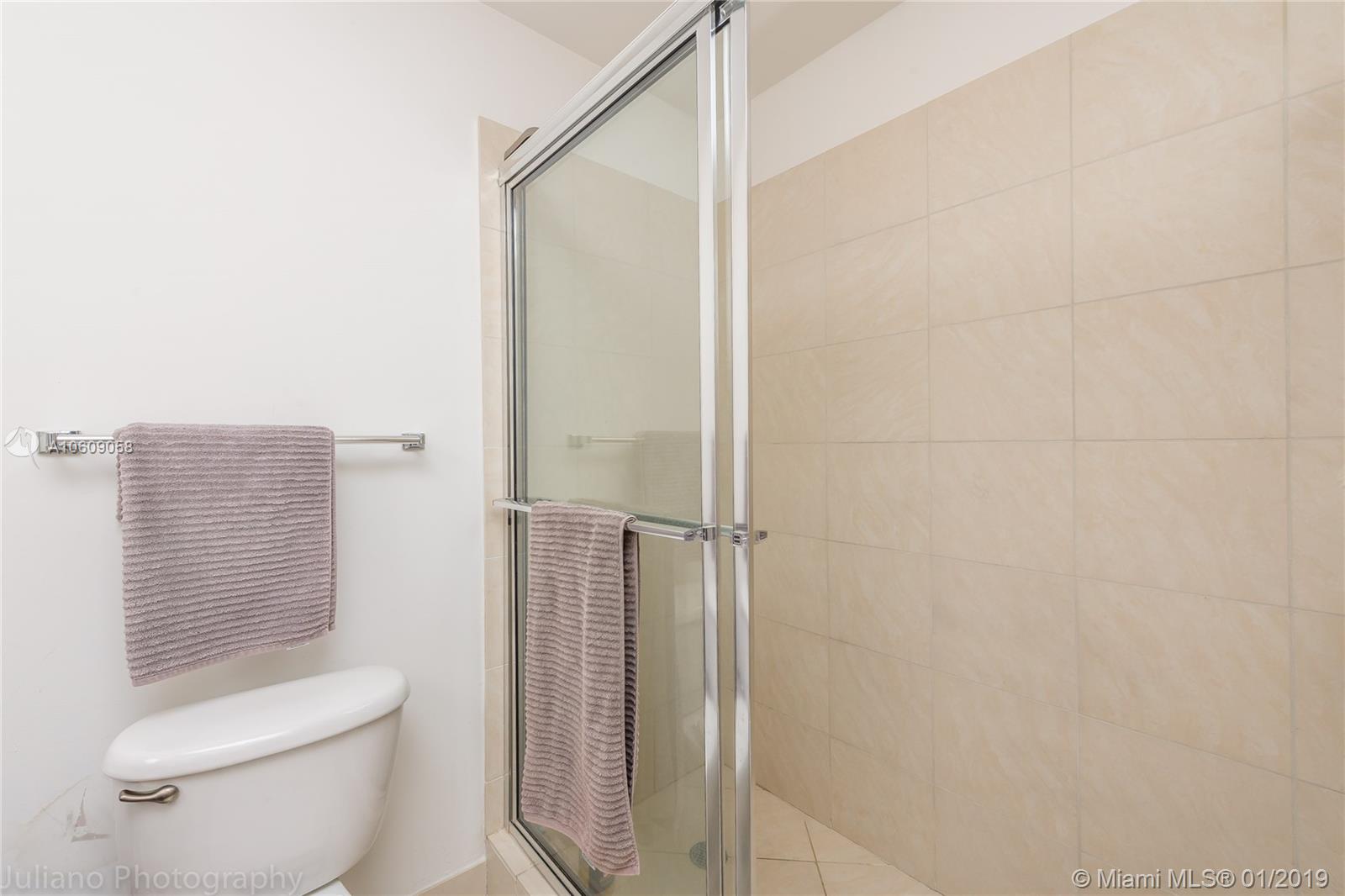 THE AXIS ON BRICKELL II C - Residential