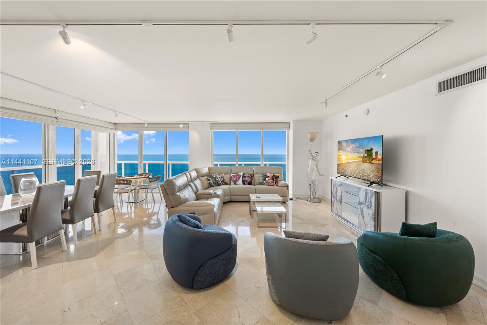 BEACH CLUB CONDO - Residential