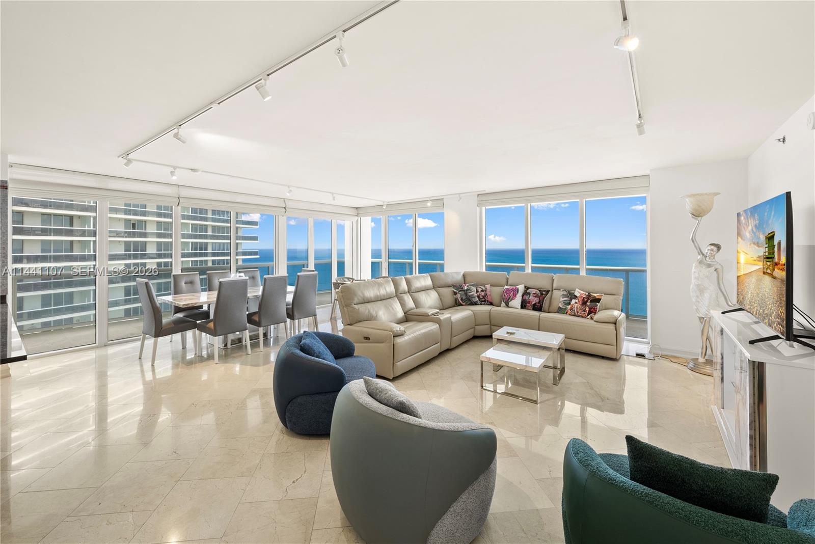 BEACH CLUB CONDO - Residential