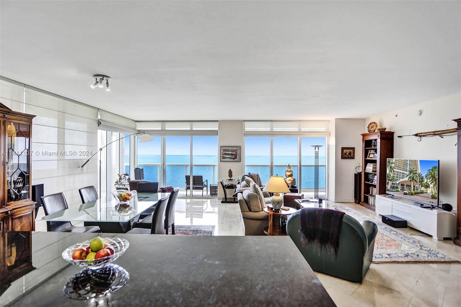 BEACH CLUB CONDO - Residential