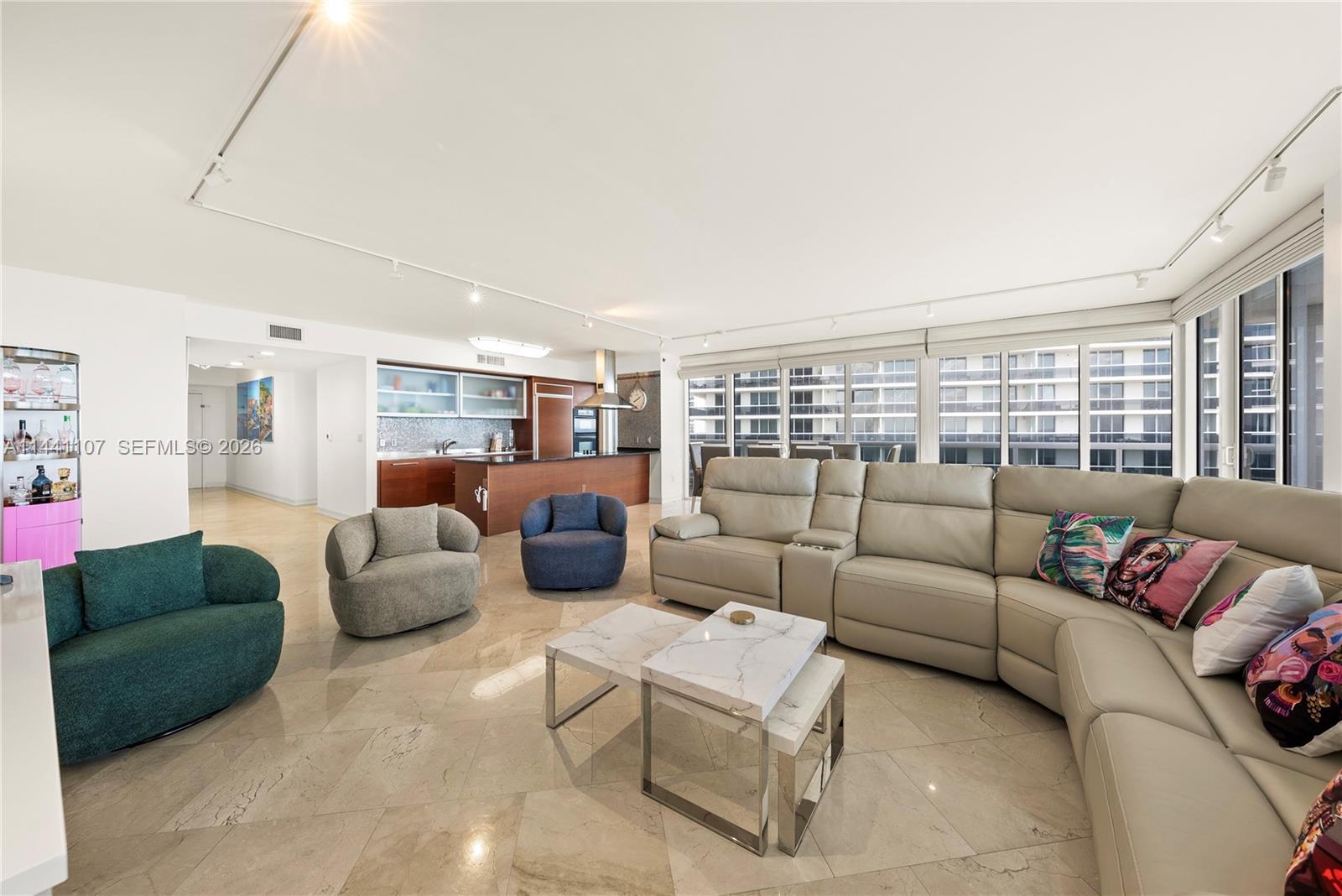 BEACH CLUB CONDO - Residential