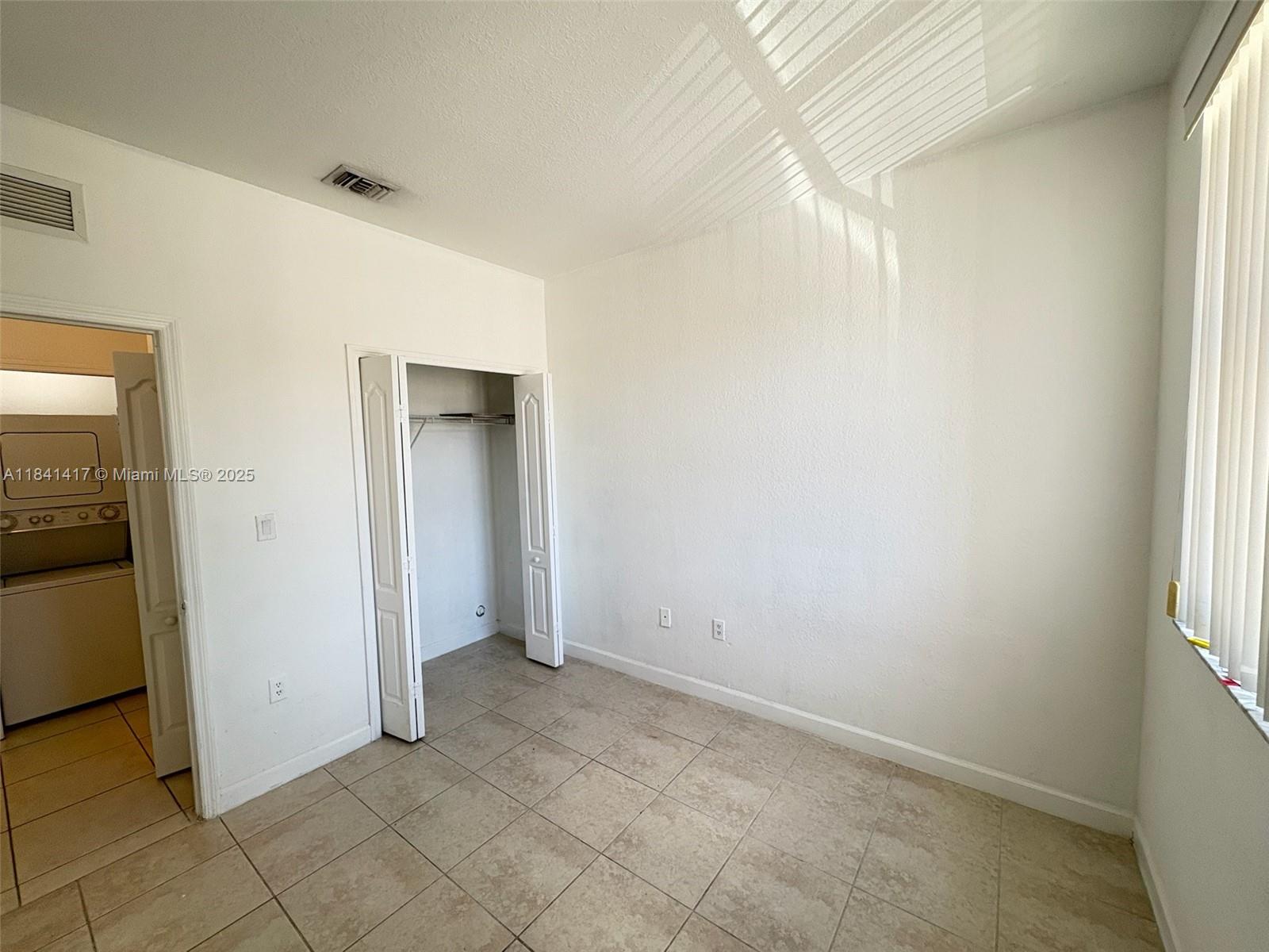 2460 SE 16th Ter 204