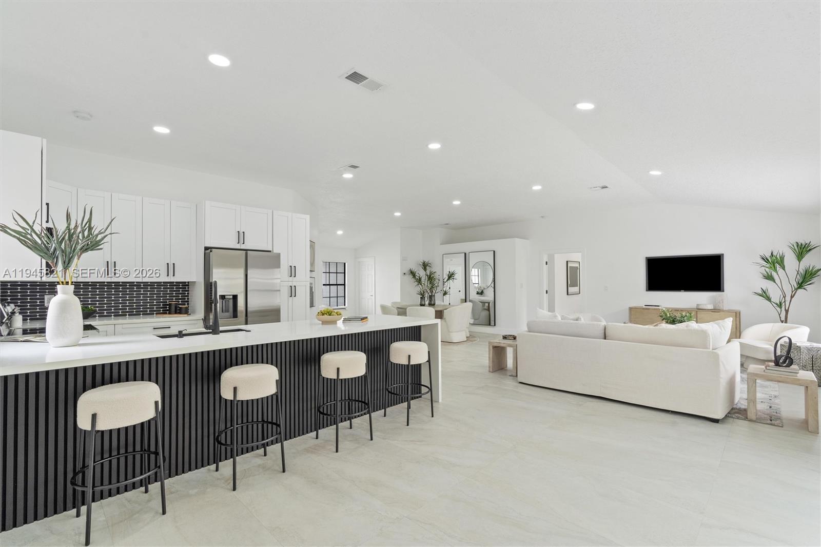 MEADOWLAND COVE 1 OF WELL - Residential