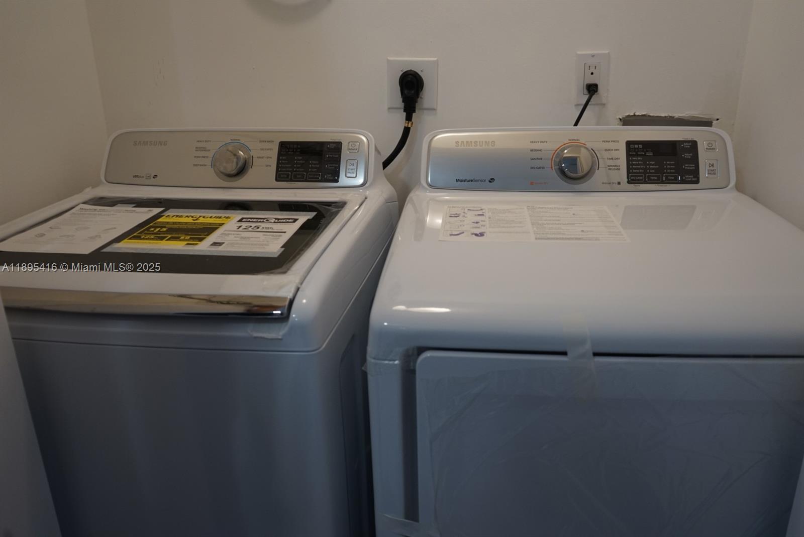 ARCH CREEK ESTS - Residential Lease