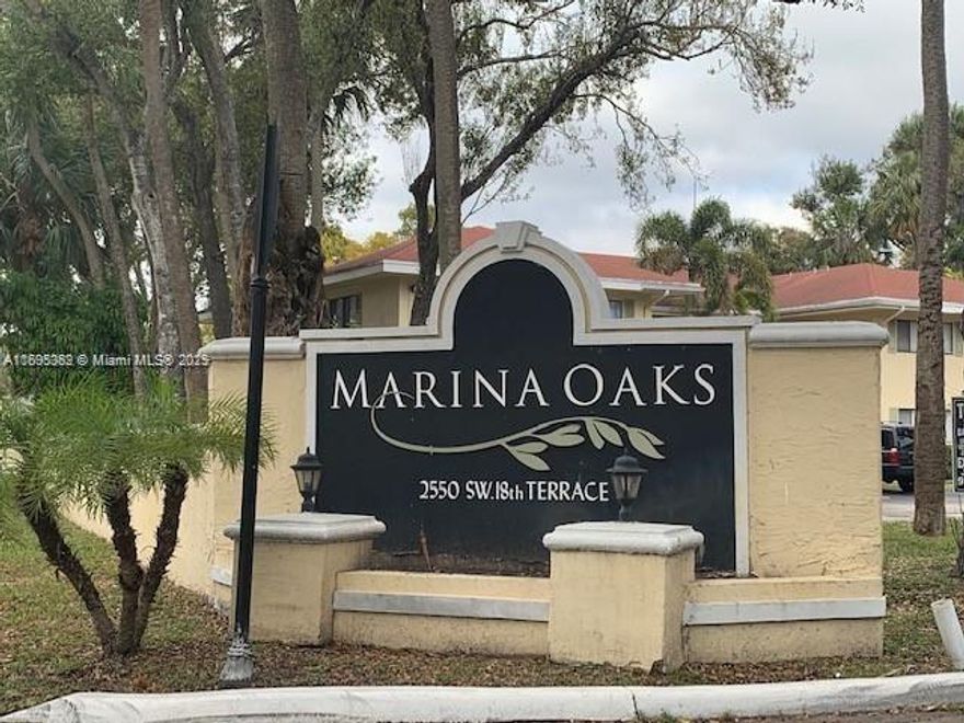BEAUTIFUL 2 BEDROOM 2 BATH CONDO WITH SPLIT BEDROOMS AND OPEN FLOOR PLAN. KITCHEN FEATURES BREAKFAST COUNTER FOR ENTERTAINING. STACKABLE WASHER AND DRYER INSIDE AND A BALCONY. COMMUNITY FEATURES TONS OF WONDERFUL AMENITIES INCLUDING A SWIMMING POOL, FIT NESS CENTER, TENNIS COURTS AND MOrE THEATER ROOM. CONVENIENTLY LOCATED CLOSE TO DOWNTOWN AND THE HIGHWAYS.