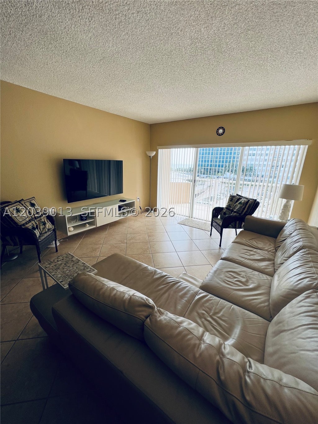 Photo of 1950 S Ocean Dr #4C, Hallandale Beach, FL 33009 (MLS # A12039013)