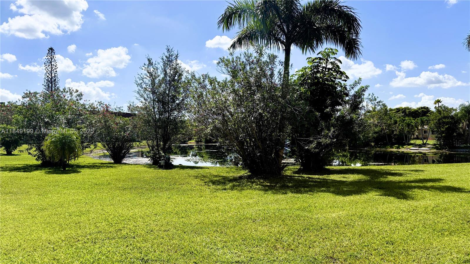 SUNRISE LAKES 84 CONDO - Residential