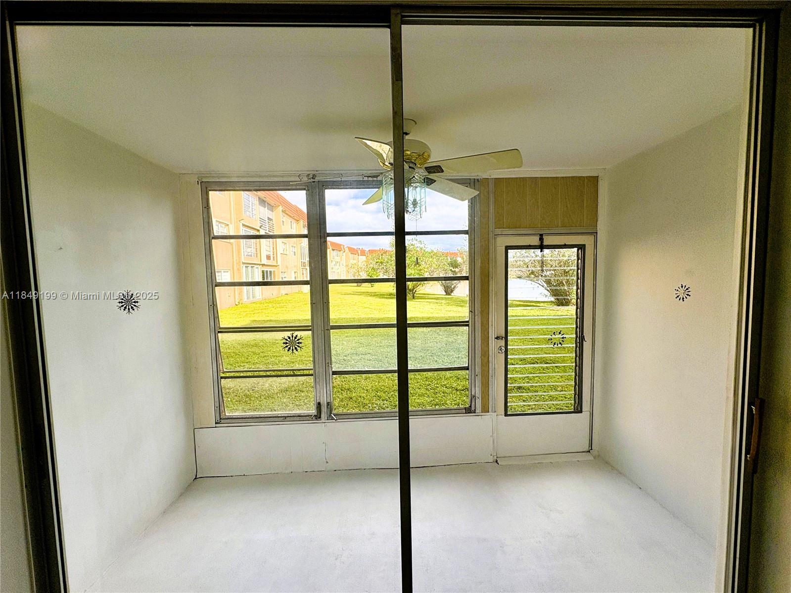 SUNRISE LAKES 84 CONDO - Residential