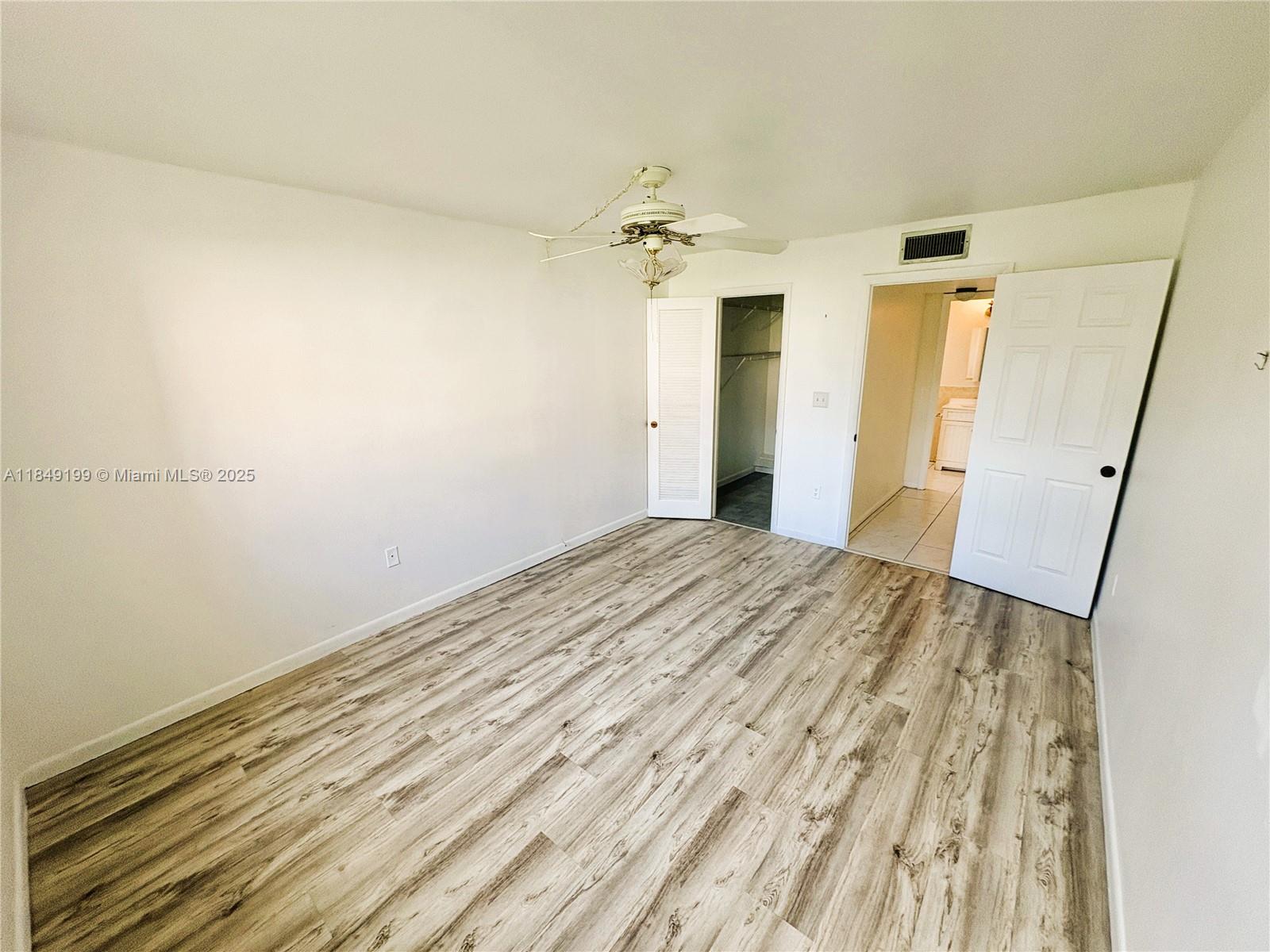 SUNRISE LAKES 84 CONDO - Residential