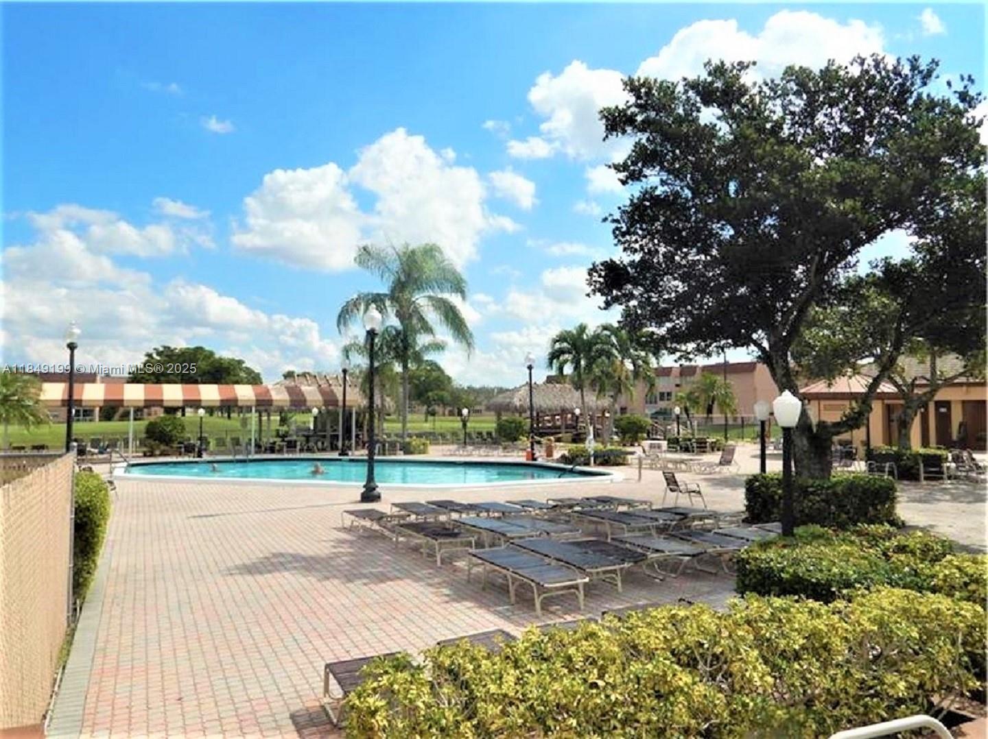 SUNRISE LAKES 84 CONDO - Residential