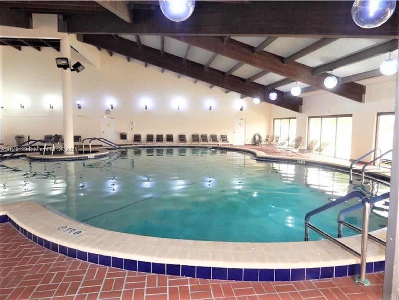 SUNRISE LAKES 84 CONDO - Residential