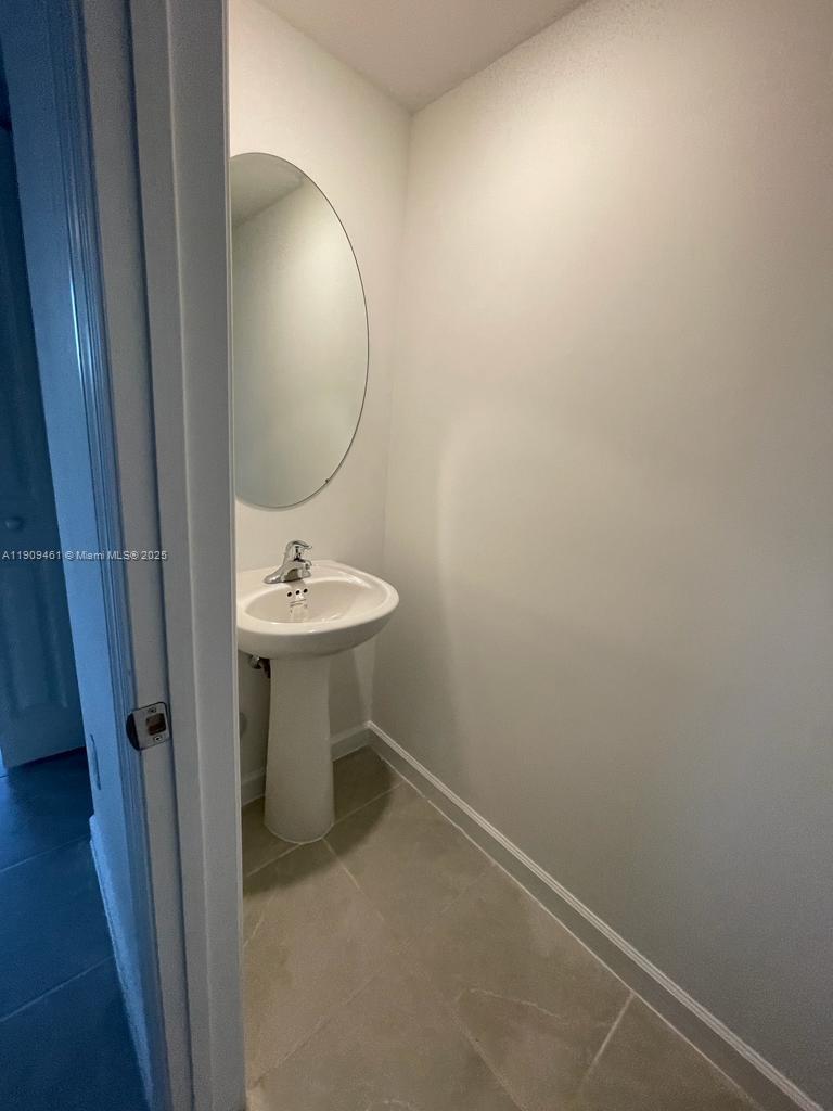 CEDER POINT - Residential