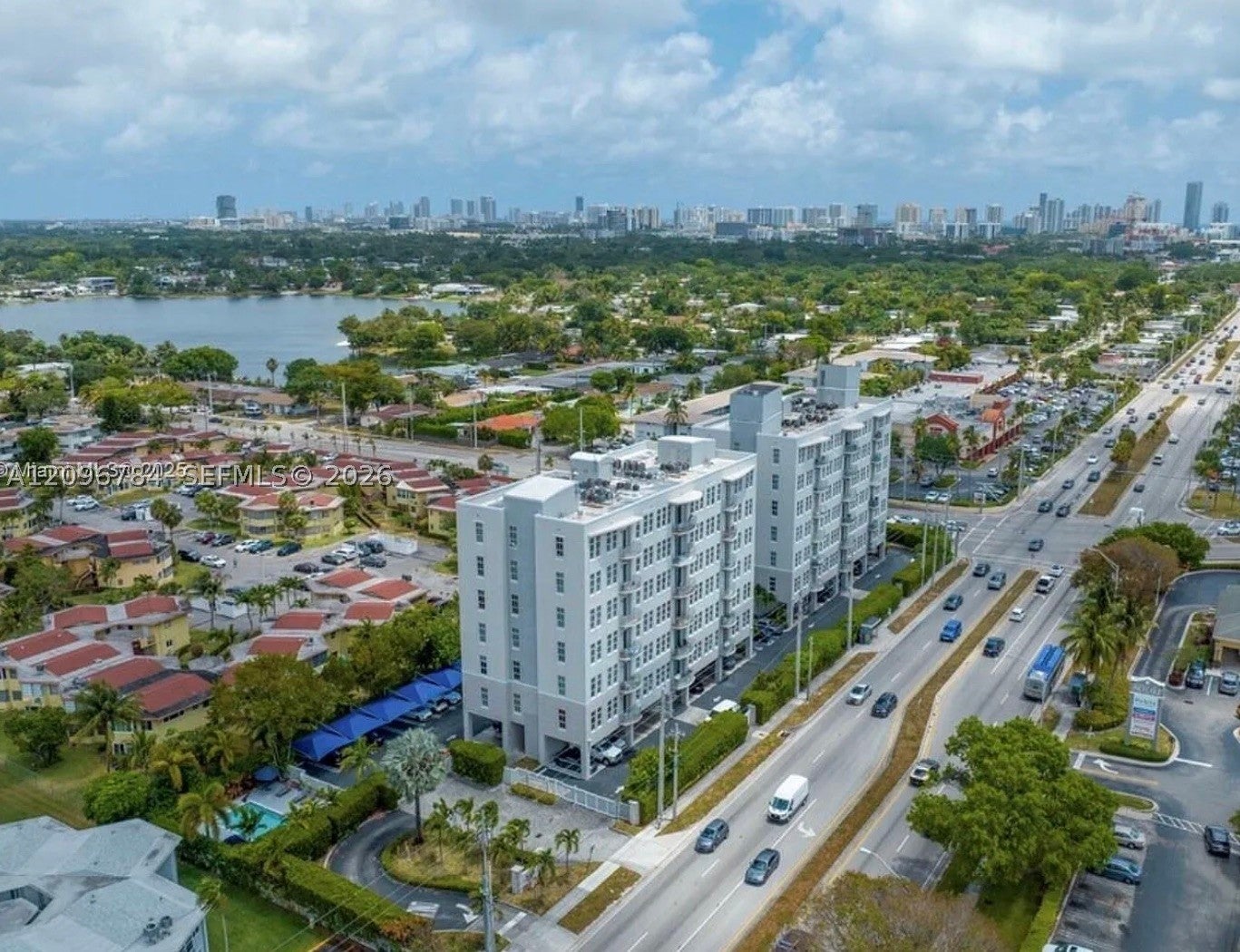 1791 NE MIAMI GARDENS DR E705