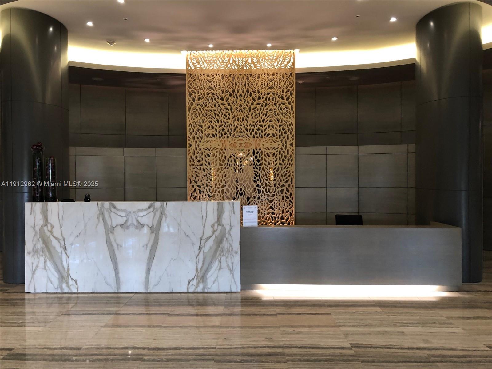 Harbour House Condo - Residential Lease