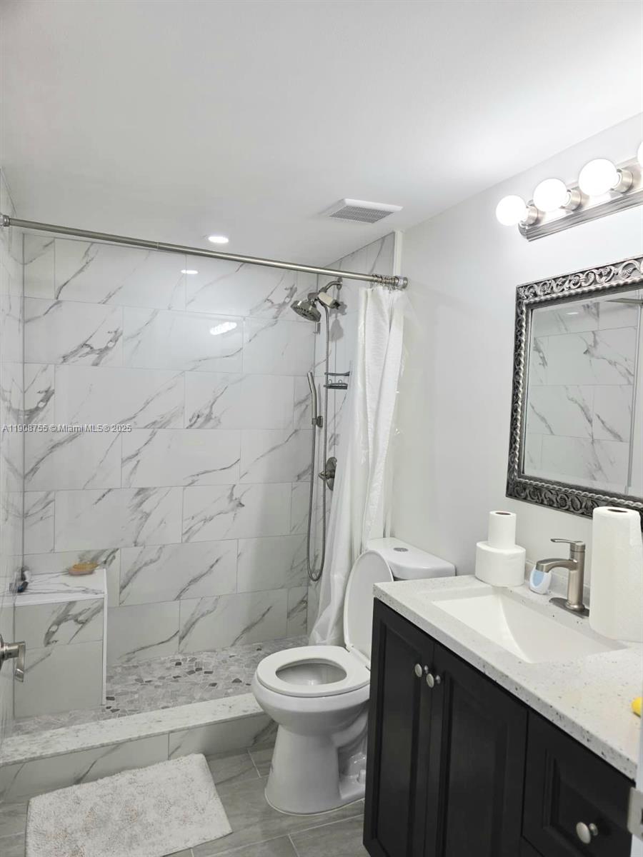 LAKEVIEW ESTATES CONDO - Residential Lease