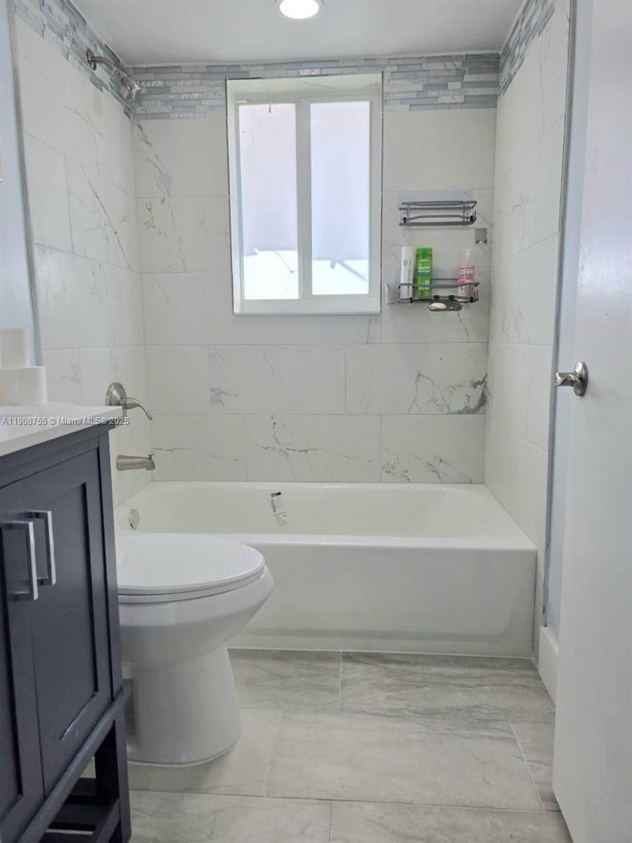 LAKEVIEW ESTATES CONDO - Residential Lease